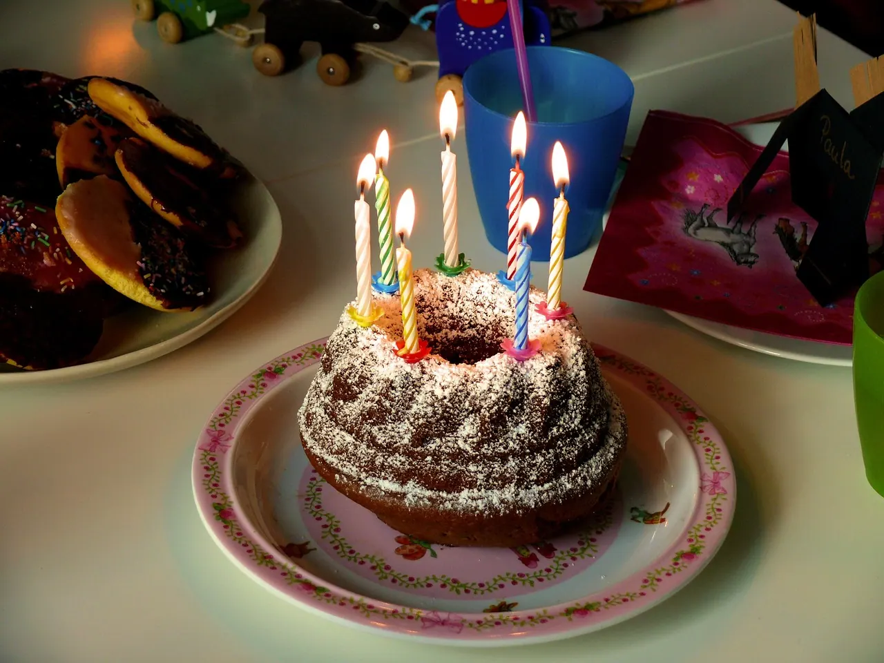 date of birth, birthday cake, candles, cakes, congratulations, fixed, meal, baked, happy birthday, birthday candles, burn, to bake, pastries, birthday cake, birthday cake, birthday. 3 things to understand about athletes with April birthdays