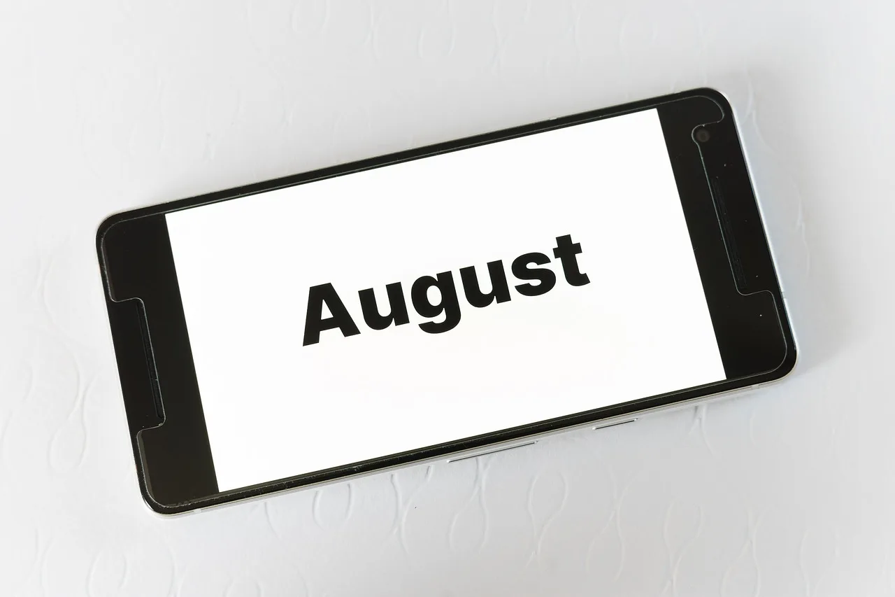 mockup, screen, smartphone, website, blog, word, august, month, year, time, calendar, meeting, date, appointment calendar, week, time management, event, memory. Checking a celebrity birthday before a calendar uses it: source, edit history and time zone
